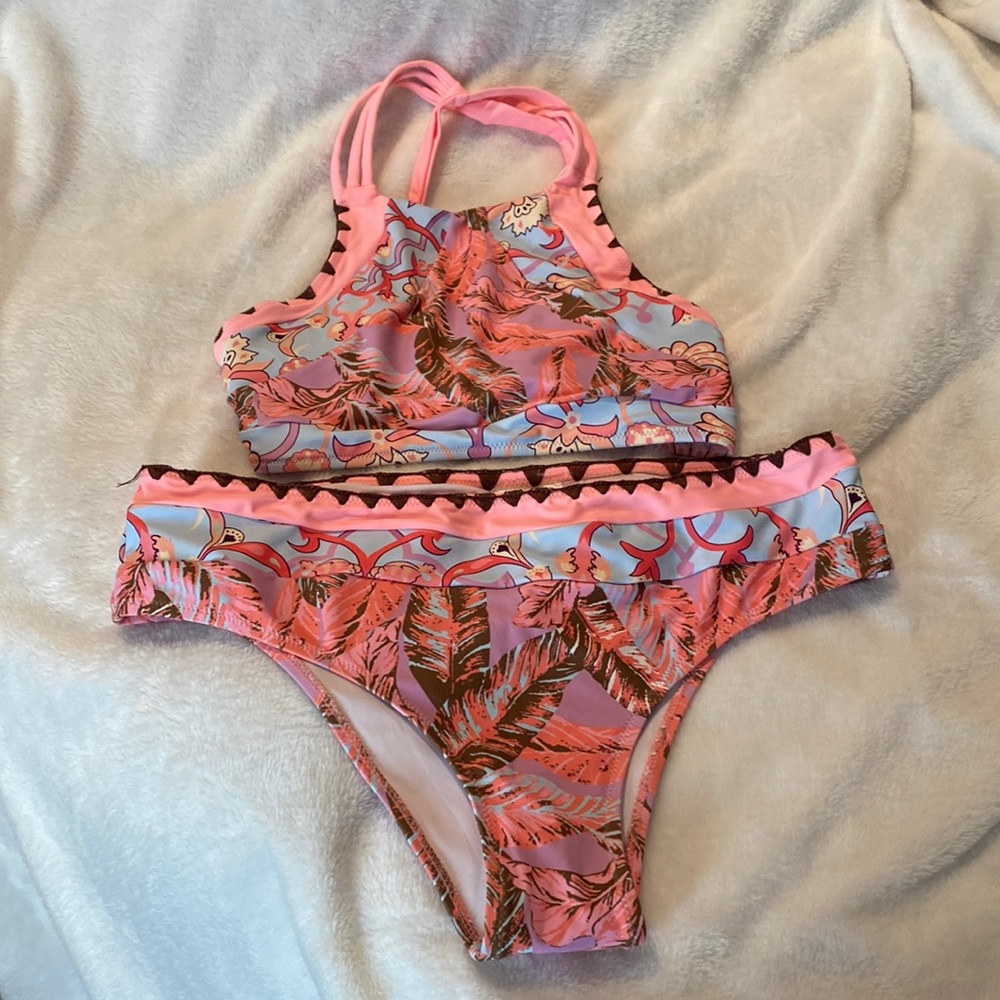 Apparel | Swimsuit